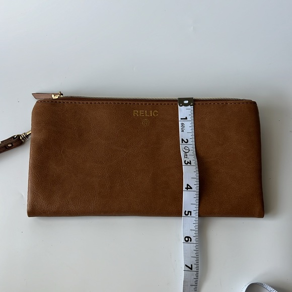 Relic brown leather wristlet wallet - Picture 9 of 9